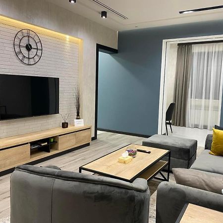 Luxury Modern Apartment In The Center Of يريفان المظهر الخارجي الصورة