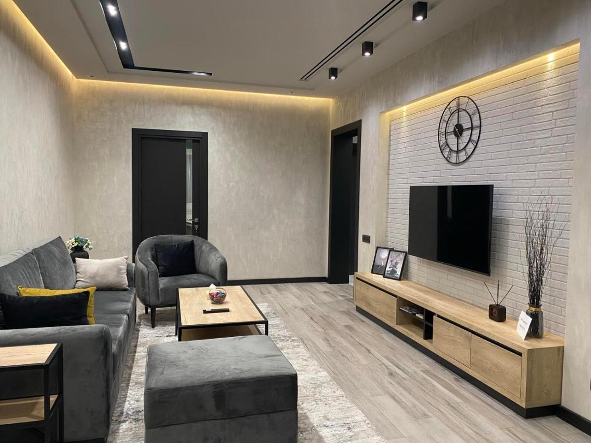 Luxury Modern Apartment In The Center Of يريفان المظهر الخارجي الصورة