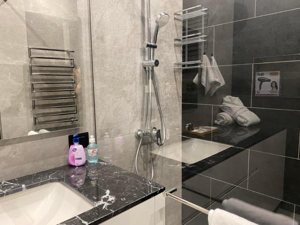 Luxury Modern Apartment In The Center Of يريفان المظهر الخارجي الصورة
